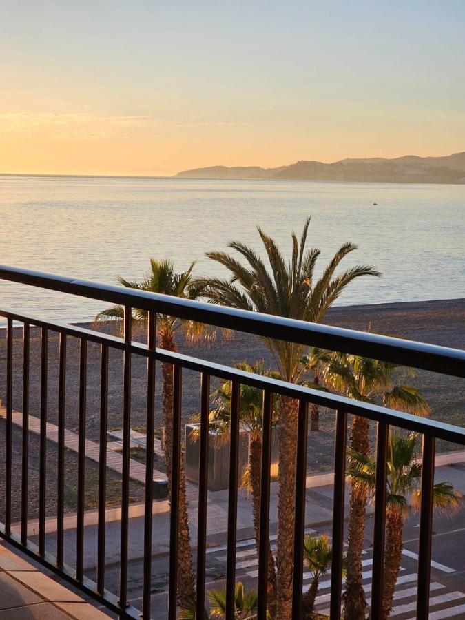 Apartamento En Primera Linea De Playa Salobreña Exterior foto